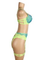 طقم حمالة صدر ورباط دانتيل نيون