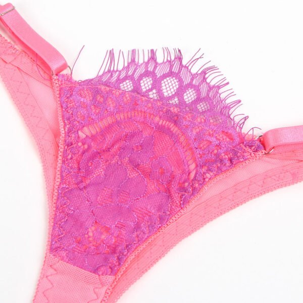 طقم حمالة صدر ورباط دانتيل نيون