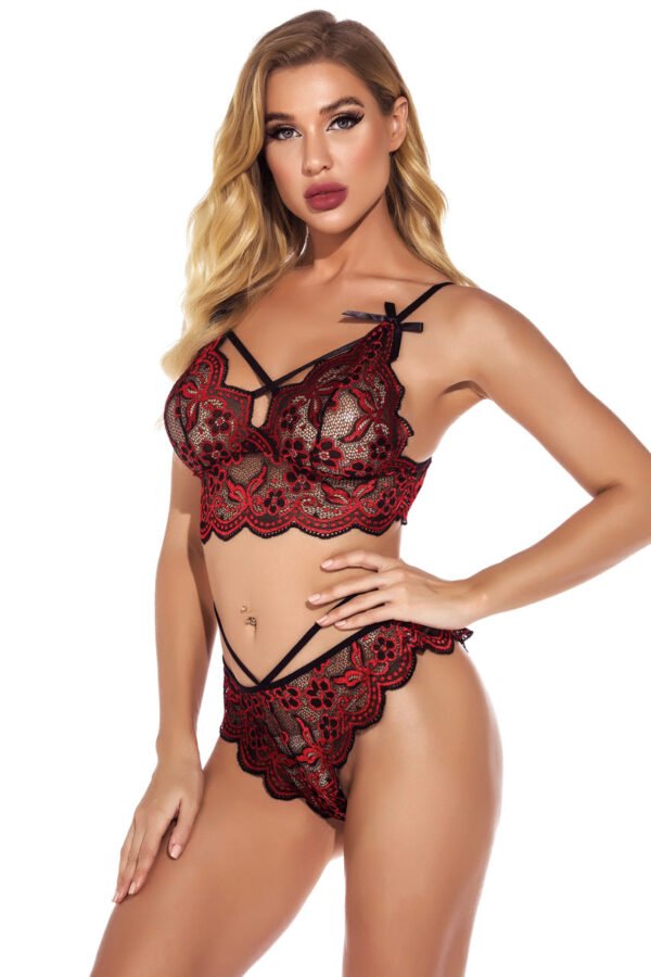 Soutien-gorge en dentelle marguerite contrastée