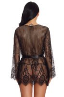 Roupão de flores e riscas